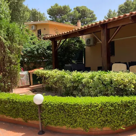 Apartment Chifeci Scopello - *